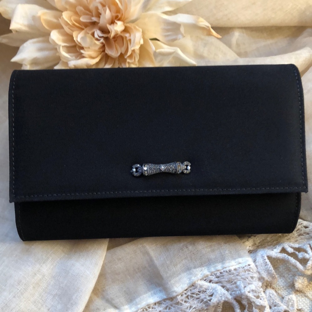 Judith Jack clutch